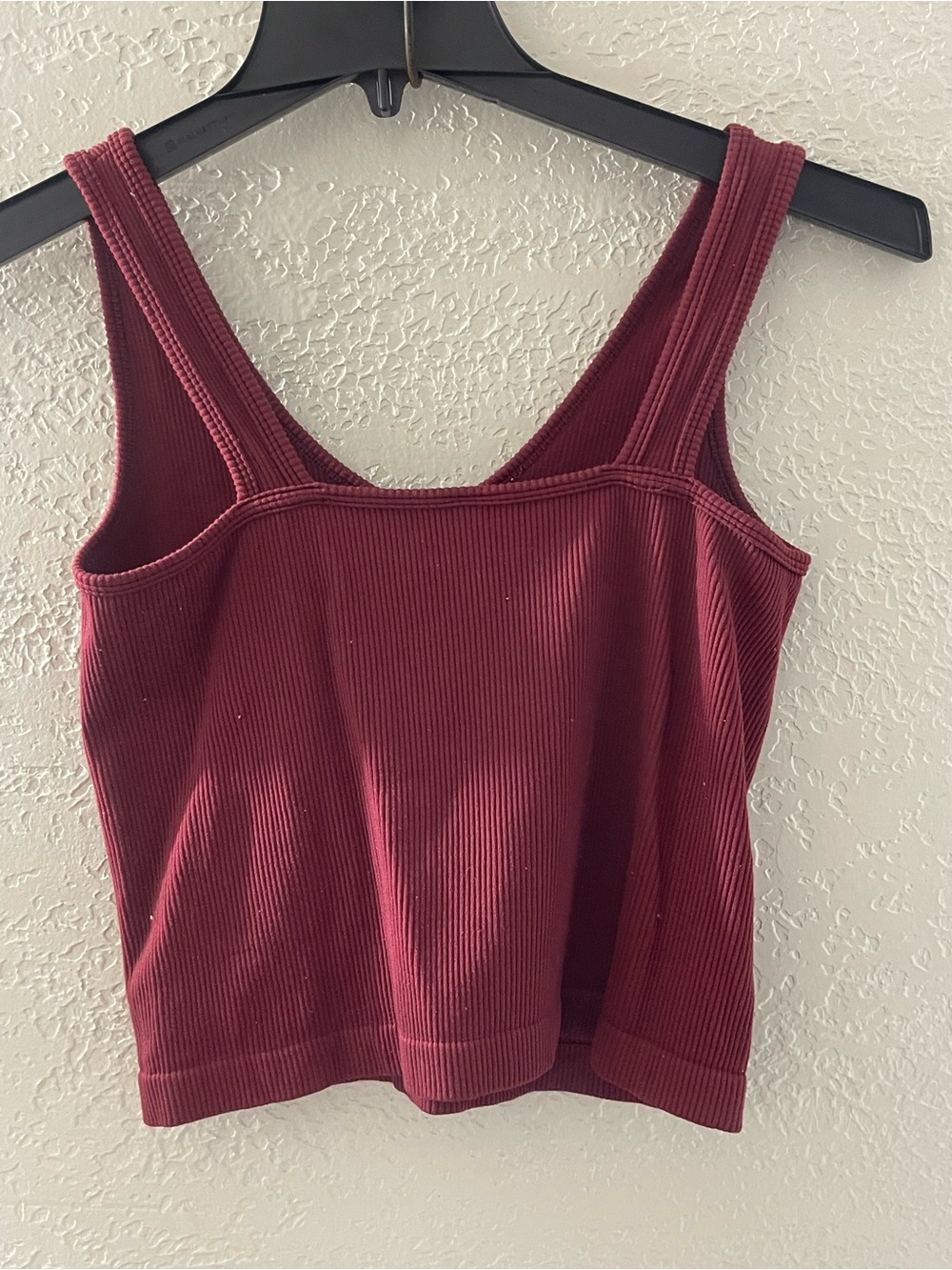 Only Ribbed Wine V-Neck Tank Top Large - Picture 4 of 5